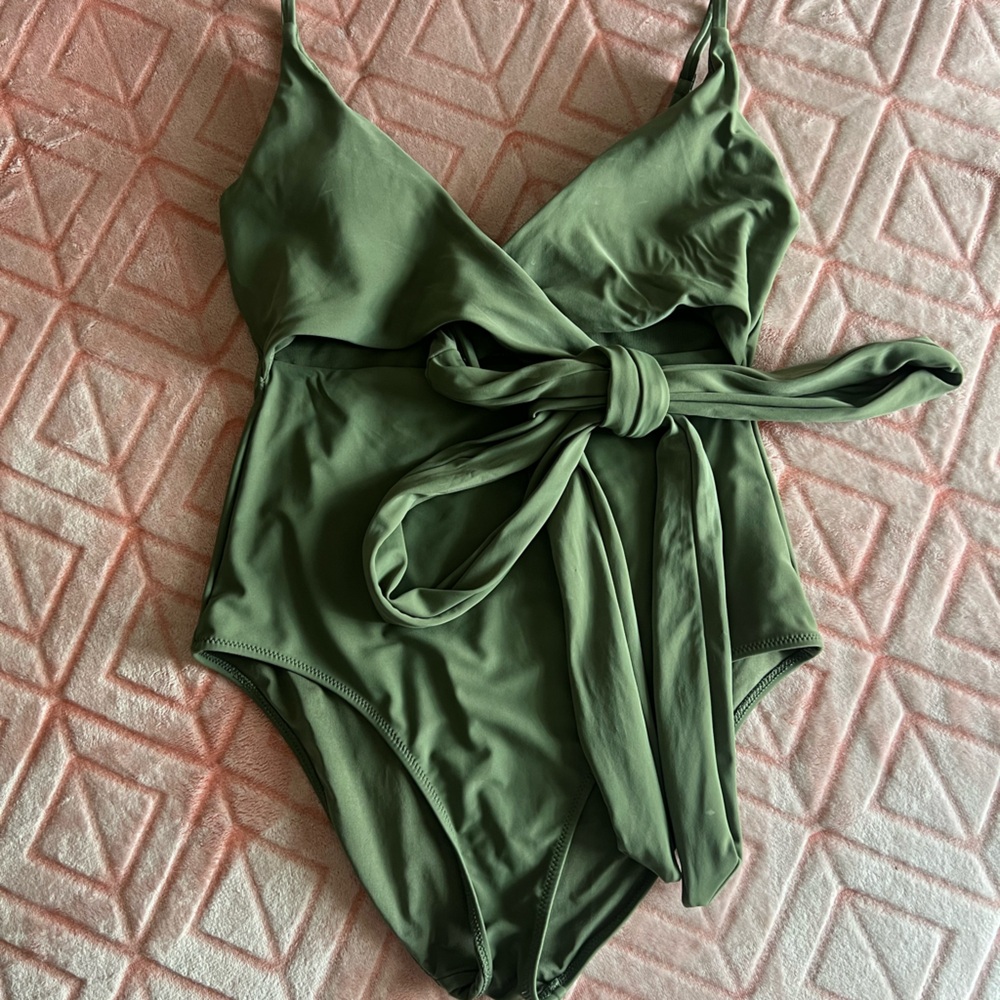 Tie-Front Olive Green Women’s swim suit
